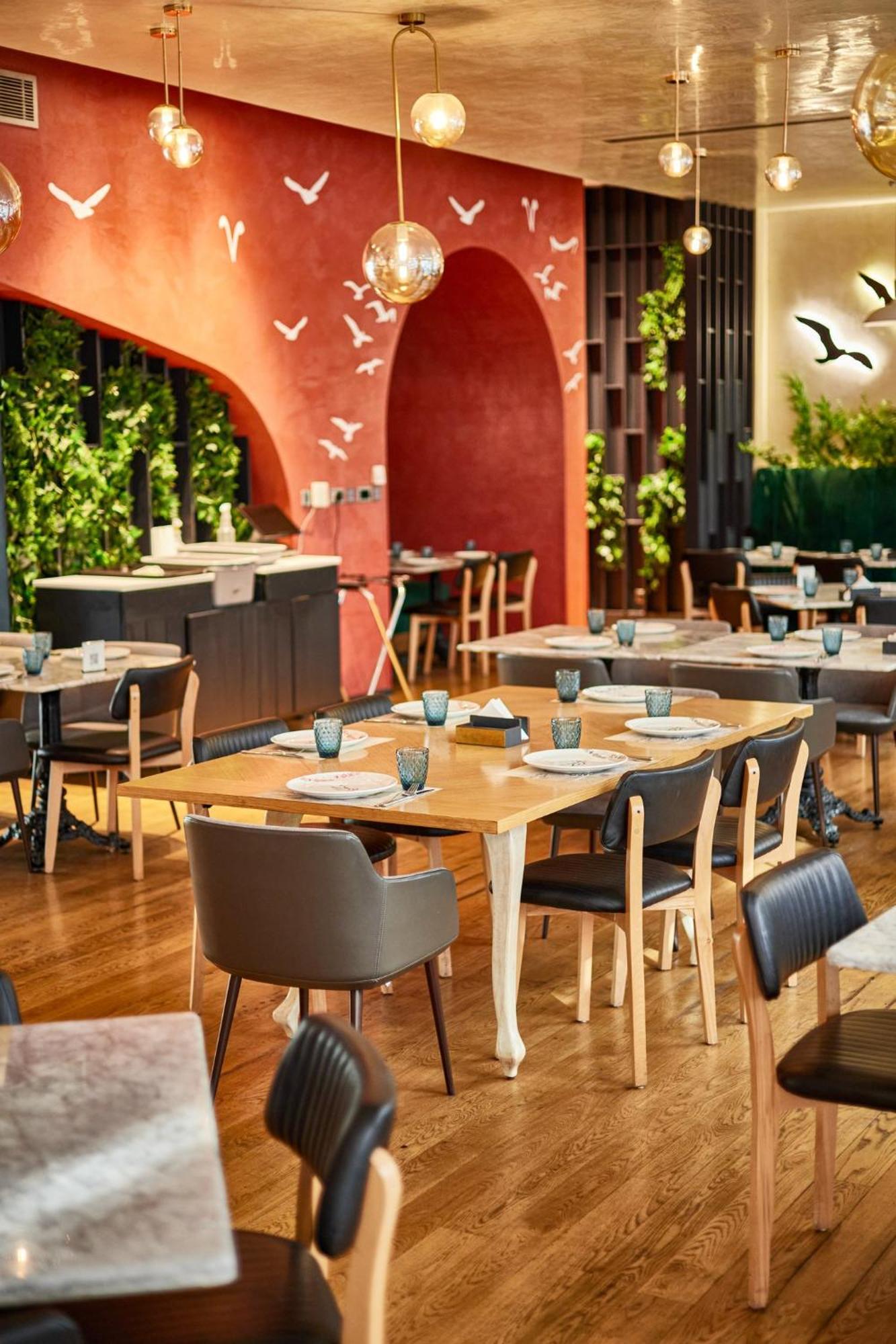 The Abdali Boulevard Hotel Амман Экстерьер фото Restaurant interior
