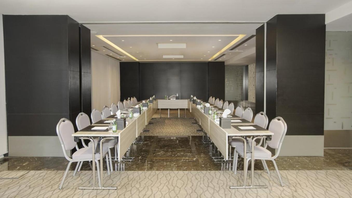 The Abdali Boulevard Hotel Амман Экстерьер фото